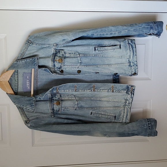 GAP 1969 distressed denim jacket - Size Medium - Picture 2 of 10